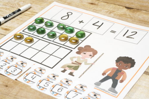 Get your kids to practice addition with Star Wars Addition Mats!  Star Wars entices kids to practice their math facts - it's magic like that.